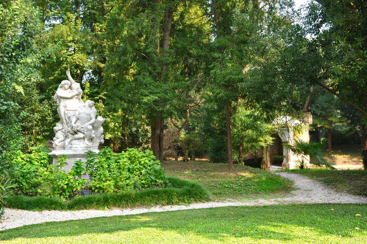Hotel Villa Condulmer Mogliano Vêneto Exterior foto The park