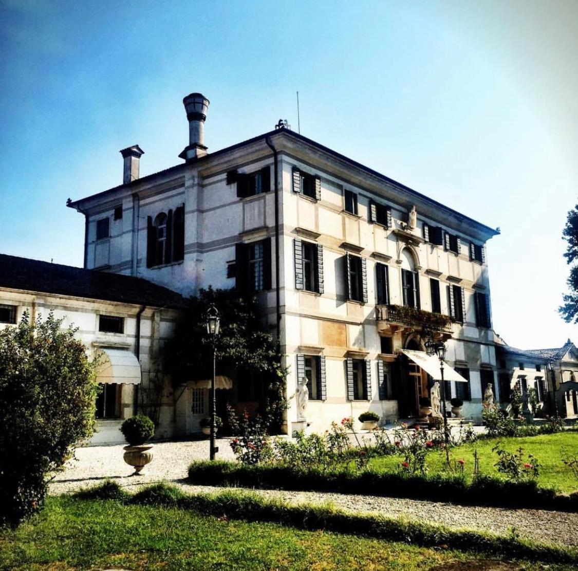 Hotel Villa Condulmer Mogliano Vêneto Exterior foto Villa confalonieri